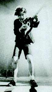 Angus Young in azione