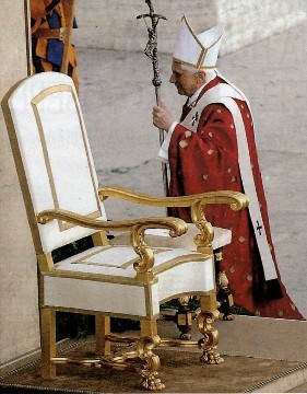 Il Papa Benedetto XVI (Joseph Aloisius Ratzinger) si  dimesso