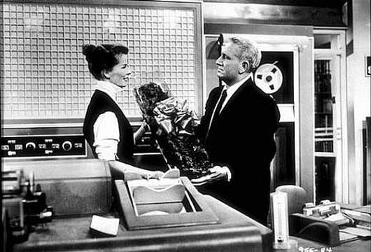 Katharine Hepburn "La segretaria quasi perfetta", accanto a Spencer Tracy