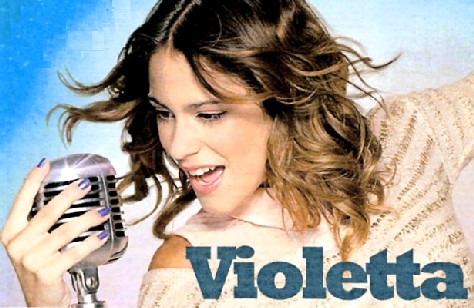 Martina Stoessel (Violetta) a Bologna (Casalecchio di Reno)