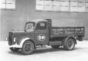 Autocarro leggero OM LOC. - A light OM LOC Truck.