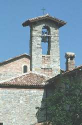 Foto: Varzi - Campanile e abside Pieve dei Cappuccini