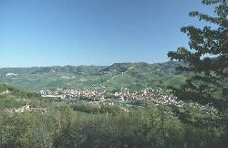 Foto: Panorama di Varzi dai "Pianoni"