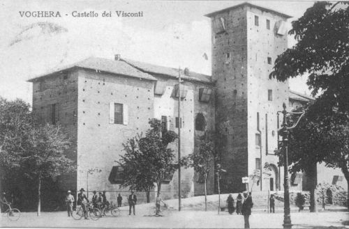 Cartolina: Voghera Castello dei Visconti