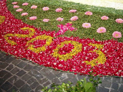 infiorata200316.jpg