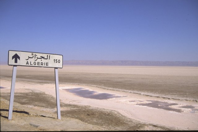 tunisia0203.jpg