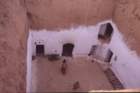 tunisia0303_small.jpg