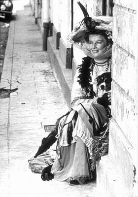 Katharine Hepburn "La pazza di Chaillot"
